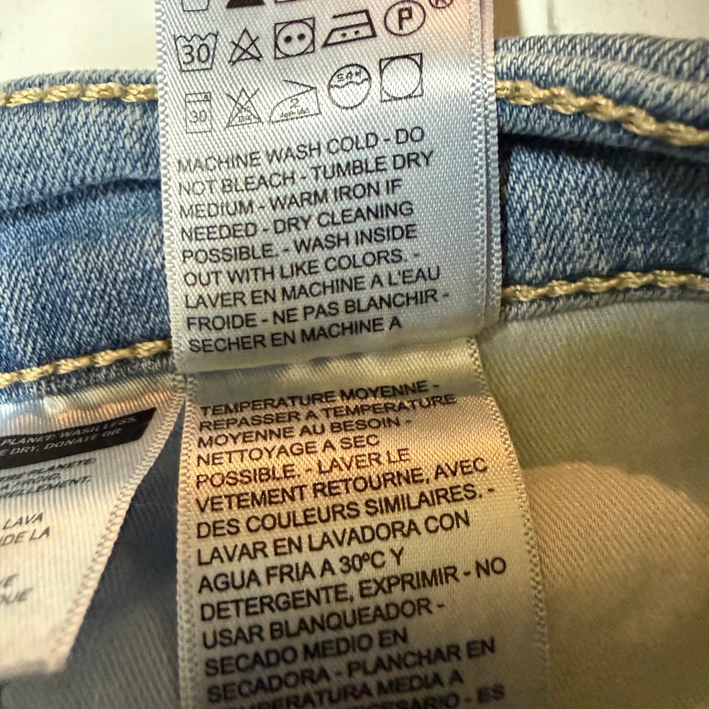 Levis Jeans Womens 33‎ Blue 311 Shaping Skinny Light Wash Stretch Measures 36x29 - Picture 10 of 16